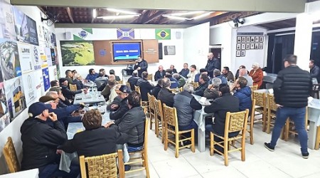 Itaqui Associação reúne associados em encontro mensal